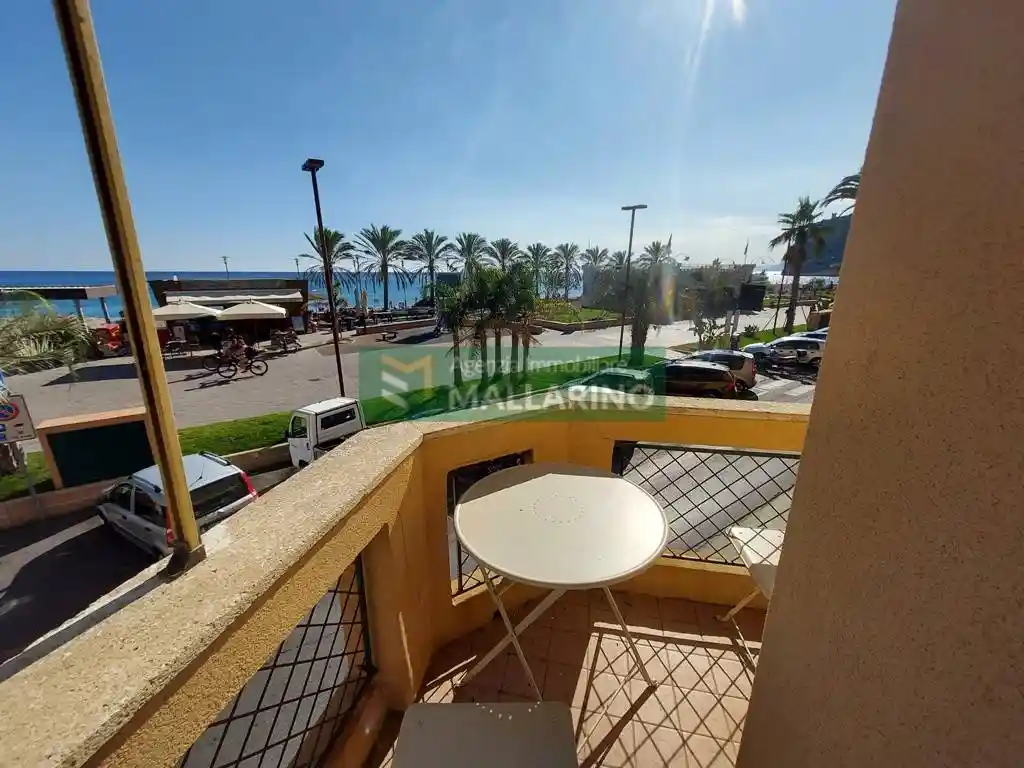 Appartamento in affitto a Finale Ligure