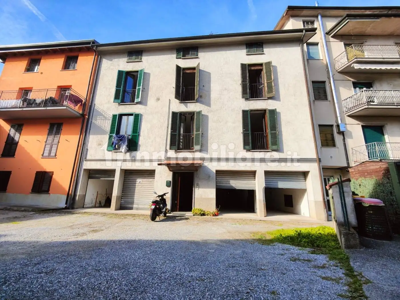 Appartamento in vendita a Garbagnate Monastero