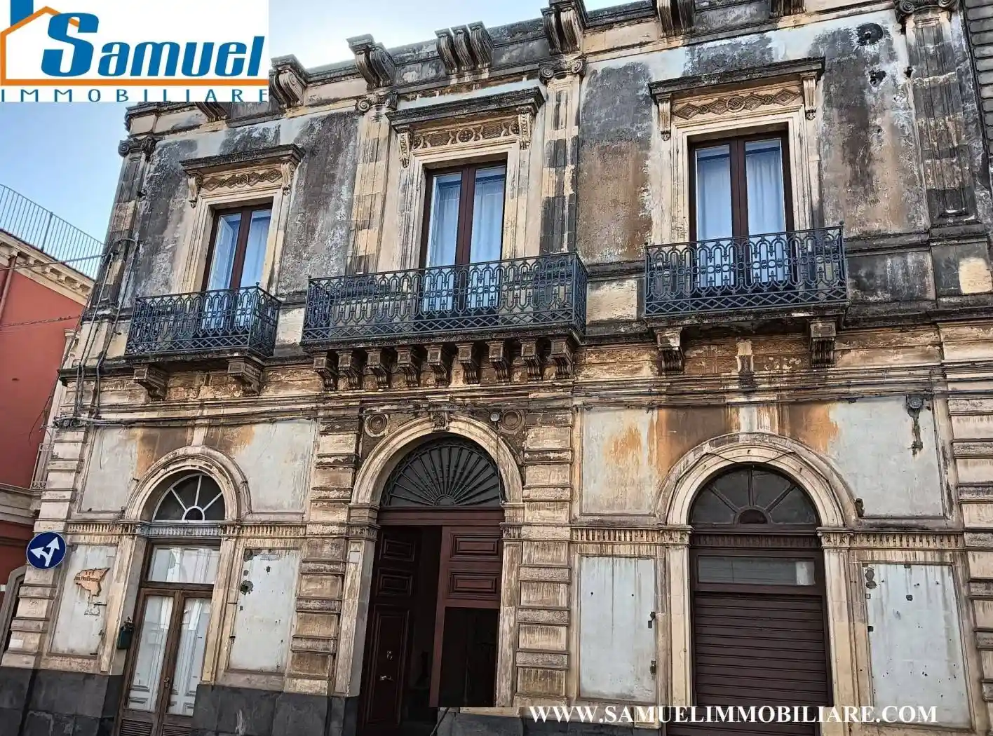 Palazzo - Edificio in vendita a Riposto