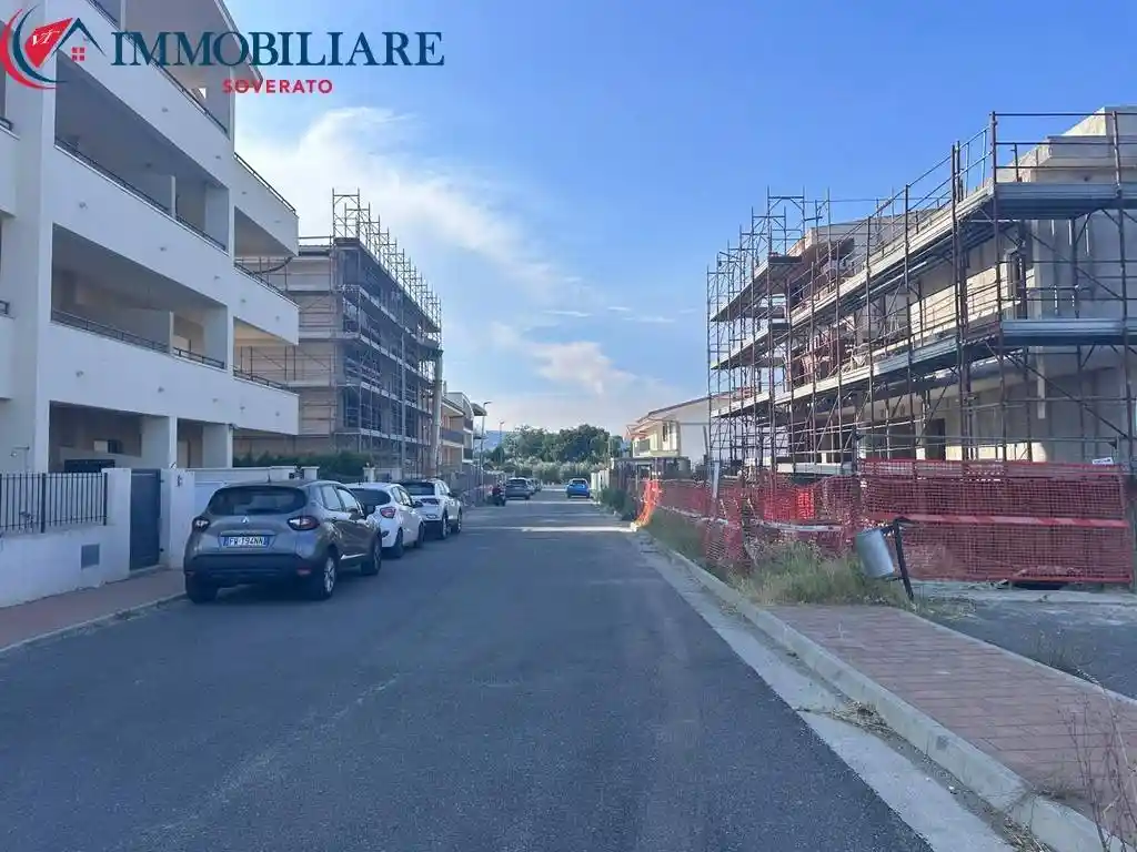 Villa a schiera viale Pietro Mancini, Soverato - foto 2