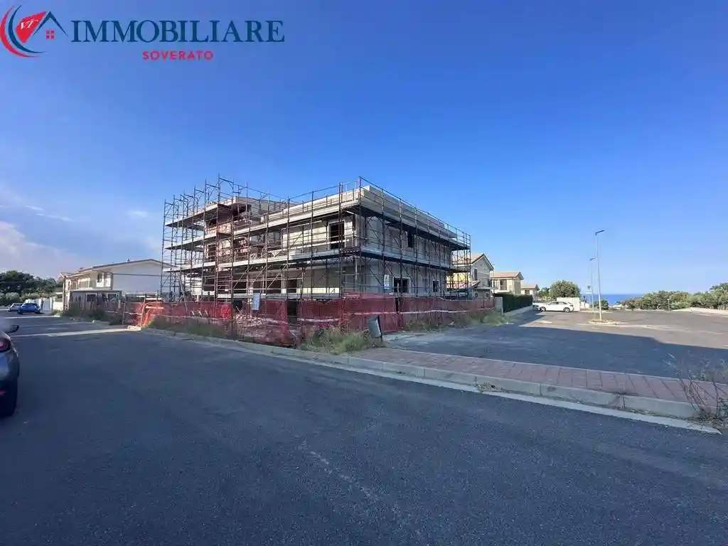 Villa a schiera viale Pietro Mancini, Soverato - foto 3