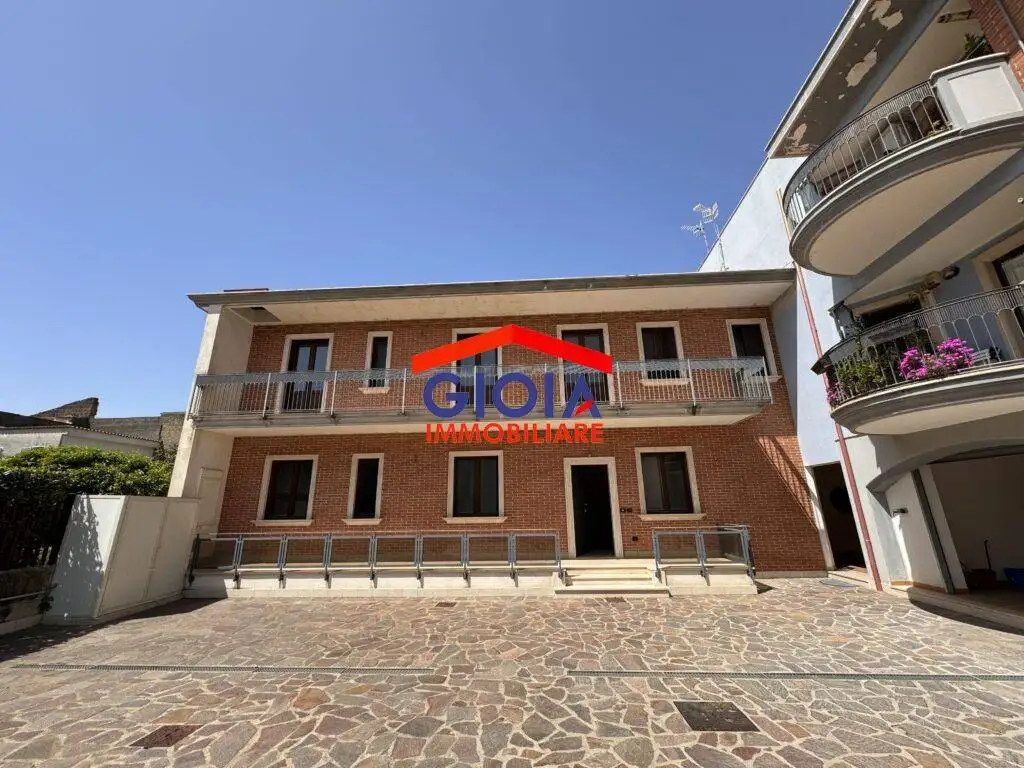 Appartamento in vendita a Mondragone