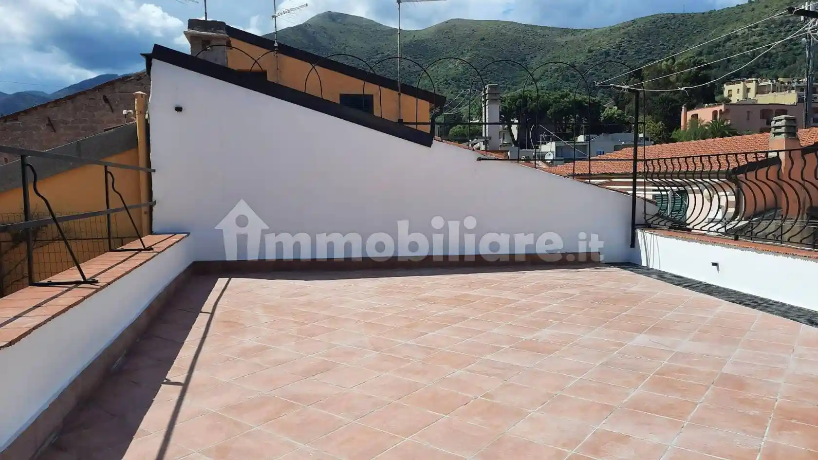 Appartamento in vendita a Ceriale