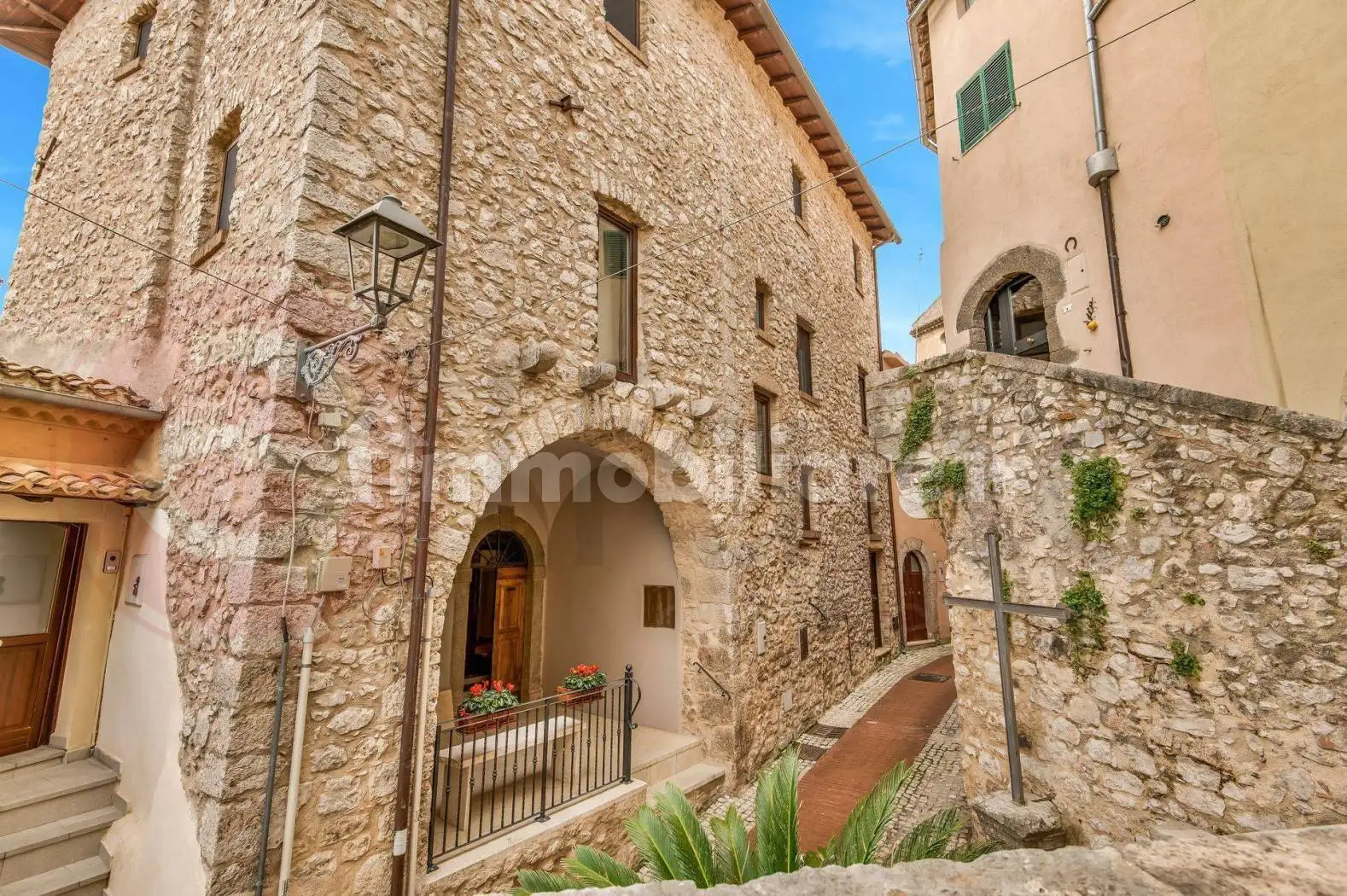 Palazzo - Edificio in vendita a Prossedi