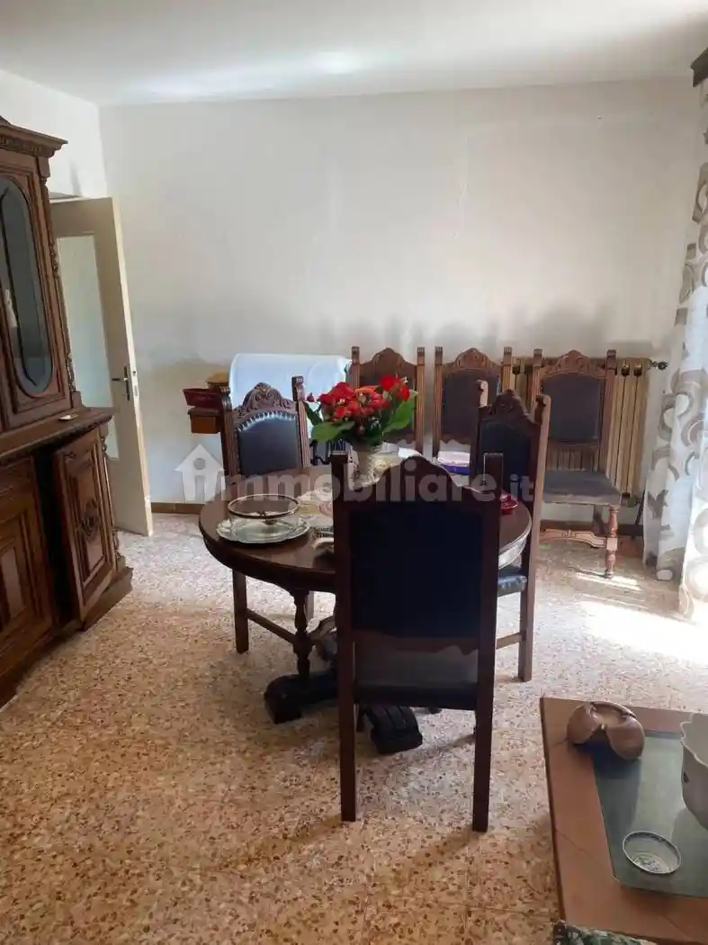 Villa in vendita a Comano