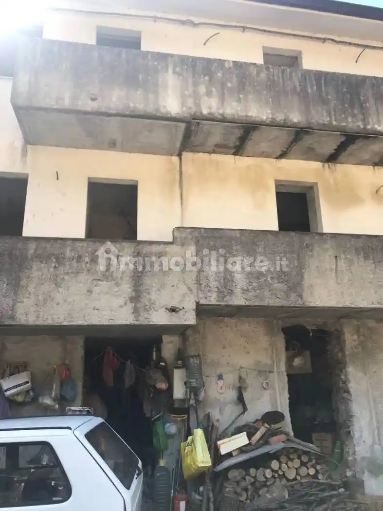 Villa in vendita a Massa