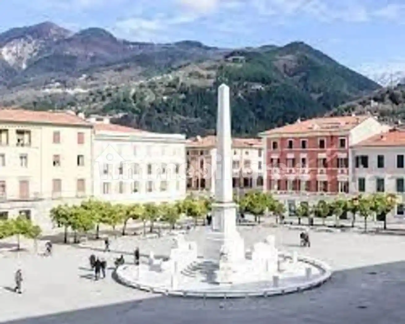 Appartamento in vendita a Massa