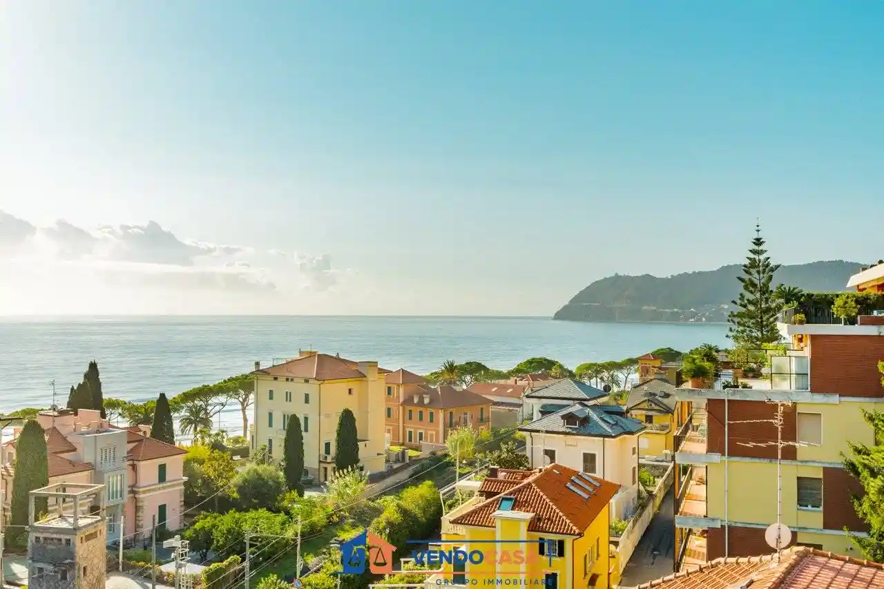 Appartamento in vendita a Alassio