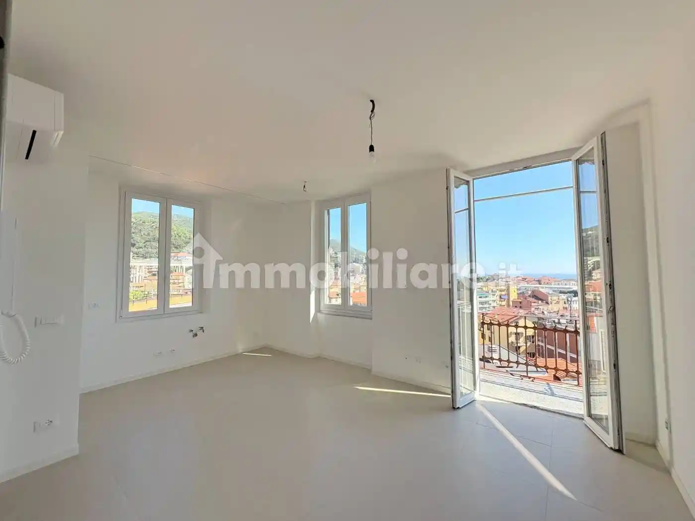 Appartamento in vendita a Varazze