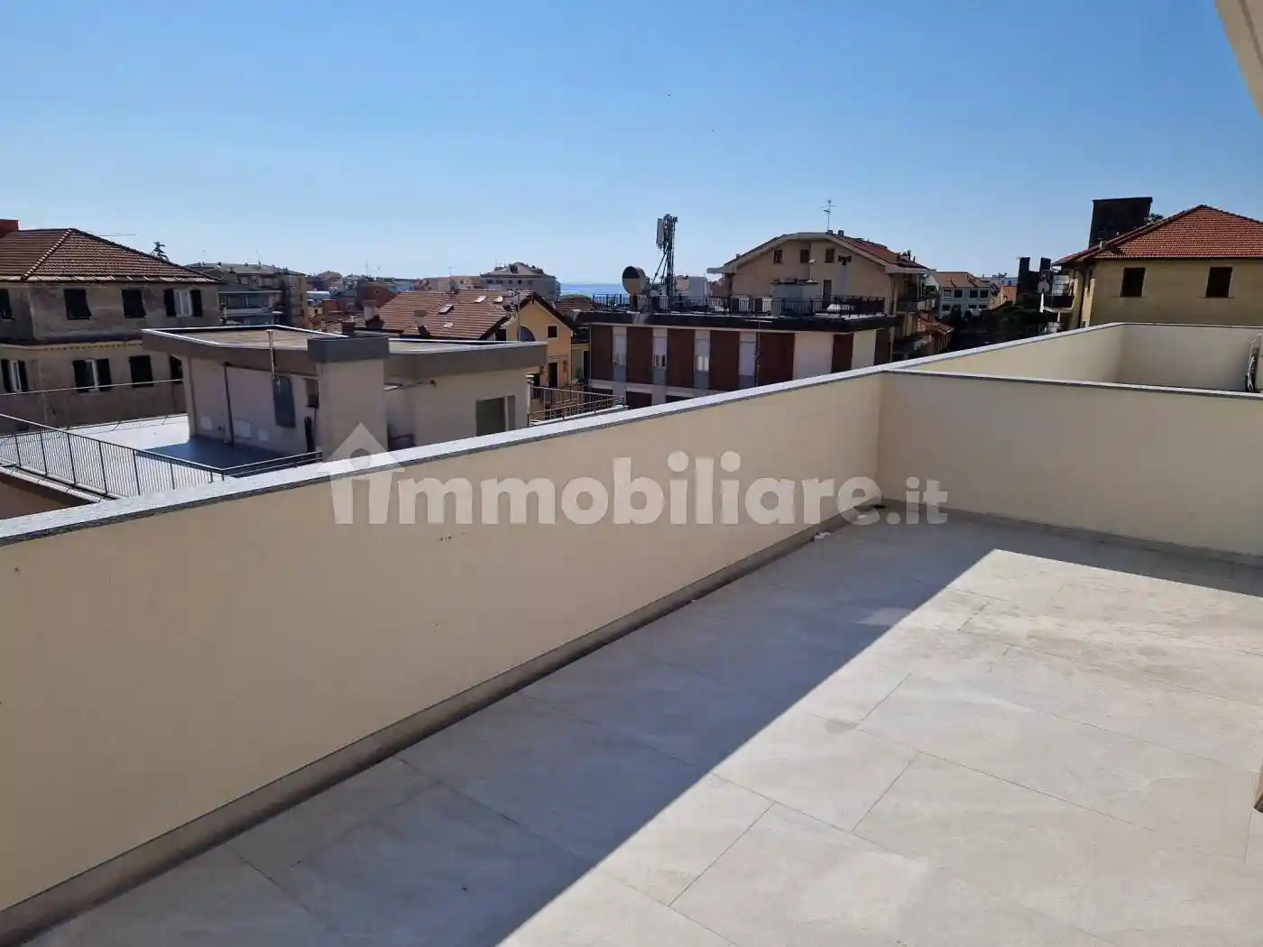 Appartamento in vendita a Varazze