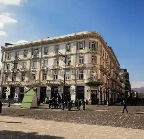 Appartamento piazza Libertà 63, Centro Storico, Avellino - foto 2