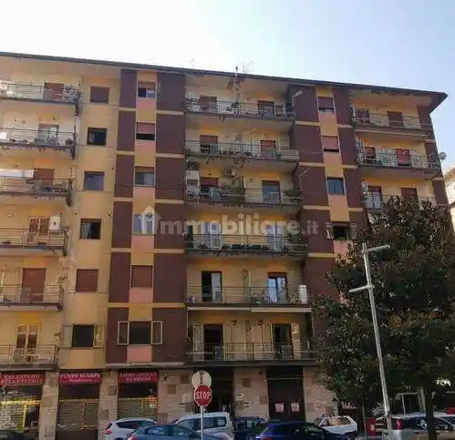 Appartamento via Salvatore Pescatori 17, Emanuele II, C. Colombo, Morelli e Silvati, Avellino - foto 3
