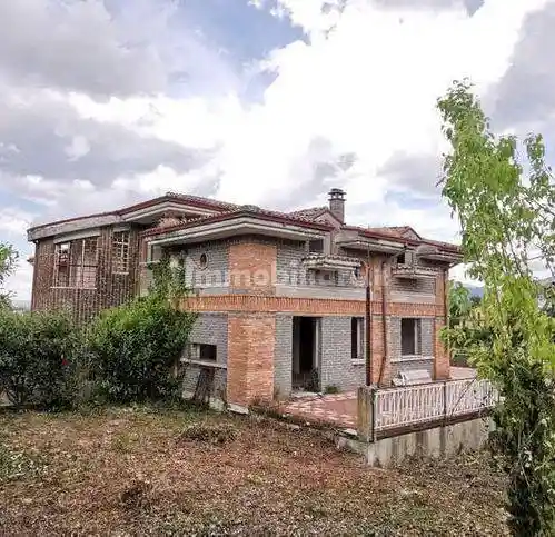 Villa unifamiliare Contrada Cesine 12, Quattrograna, Bellizzi, Sant'Oronzo, Avellino - foto 3