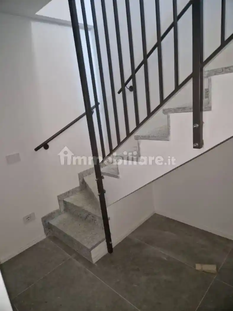 Trilocale via Cortina d'Ampezzo 21, Corvetto, Milano - foto 4