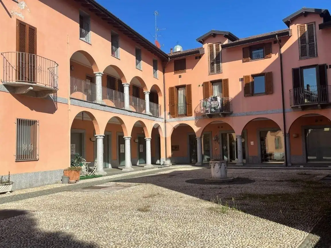 Appartamento in affitto a Cardano al Campo