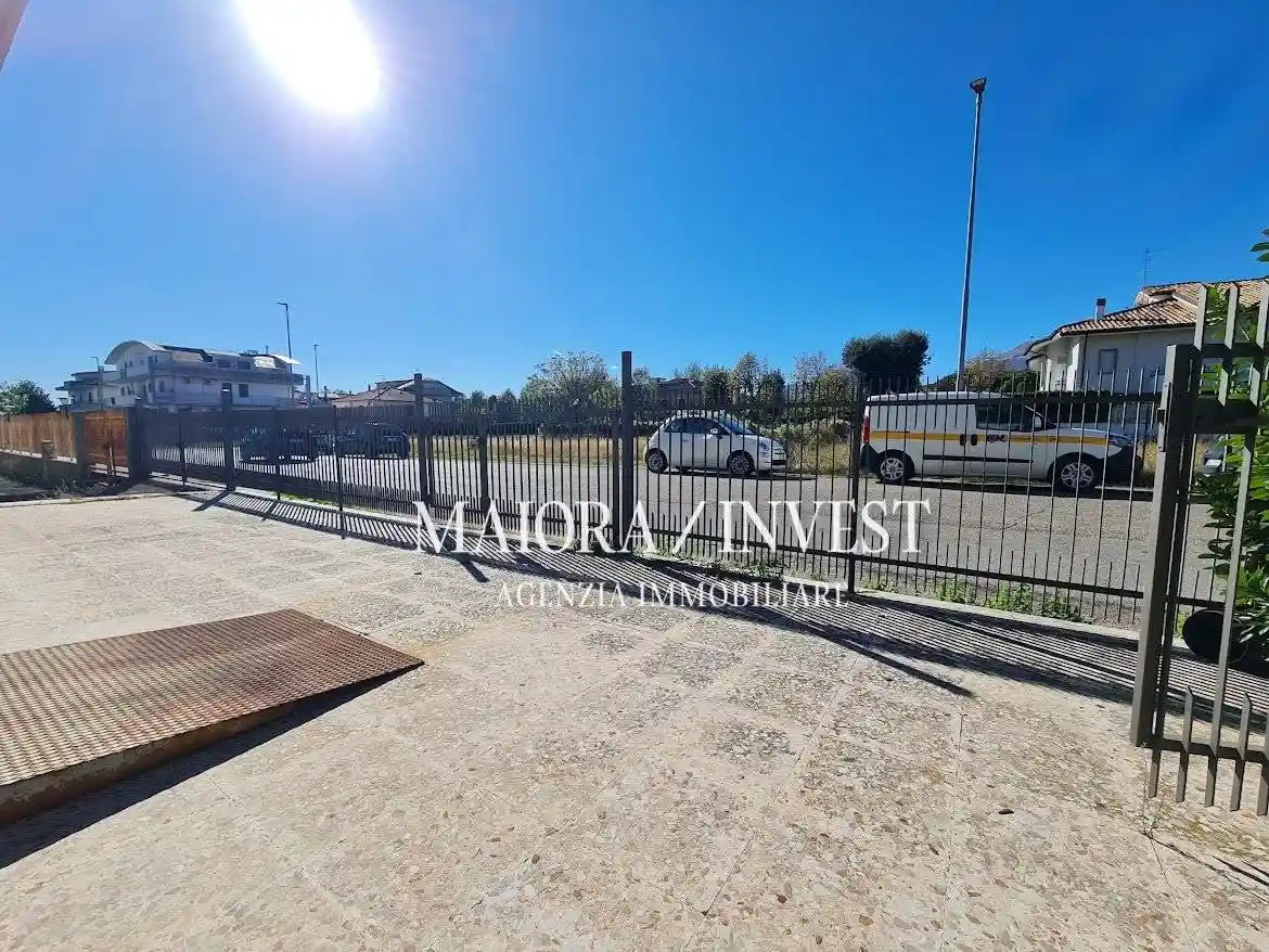 Monolocale buono stato, piano terra, Centro, Sant'Egidio alla Vibrata - foto 4