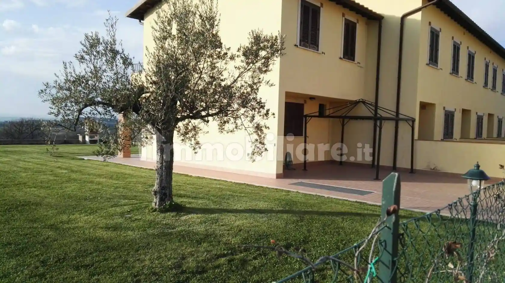 Villetta a schiera in vendita a Todi