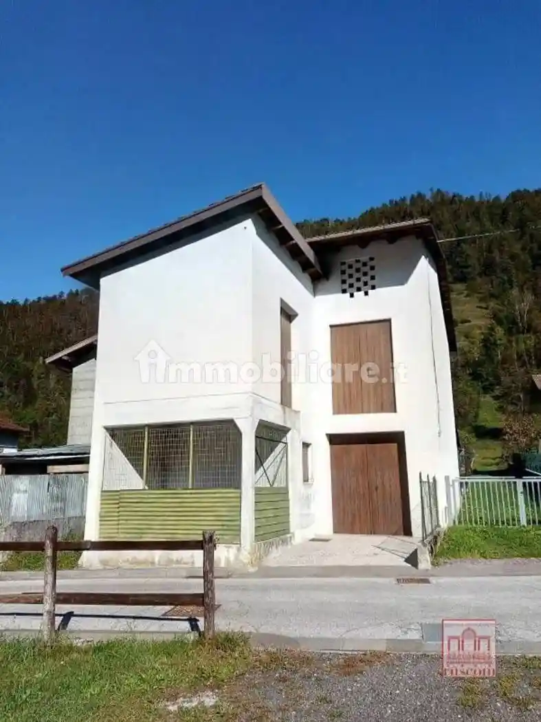 Villa in vendita a Claut