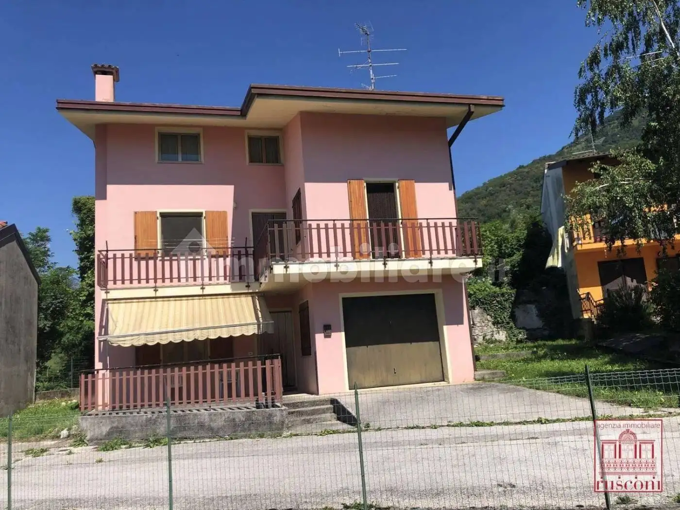 Villa in vendita a Meduno