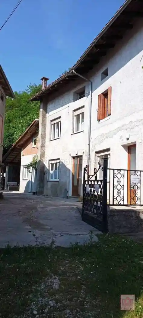 Villa in vendita a Montereale Valcellina