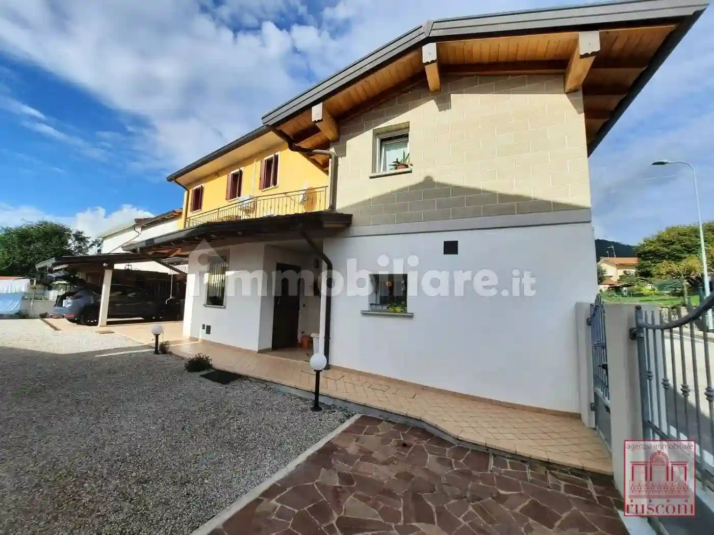Villa - foto 2