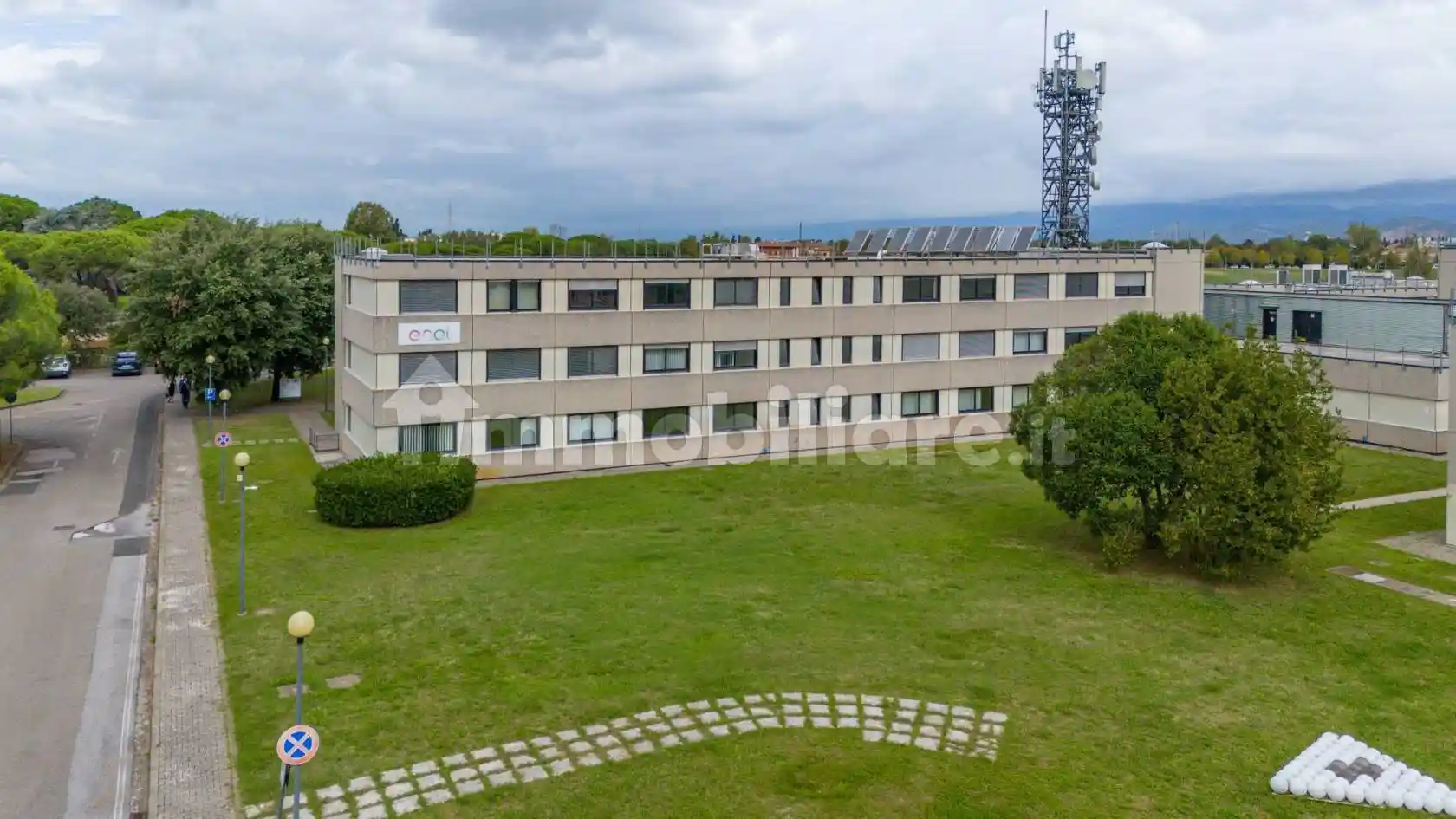 Palazzo - Edificio in Affitto - foto 5