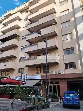 Appartamento in vendita a Palermo