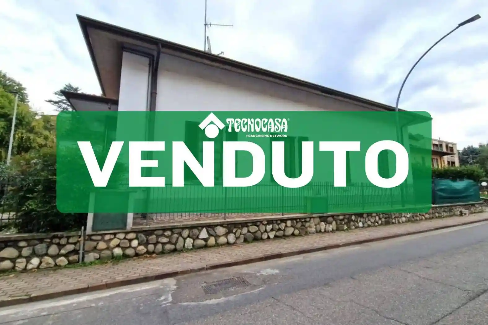 Villa in vendita a Villa d'Adda