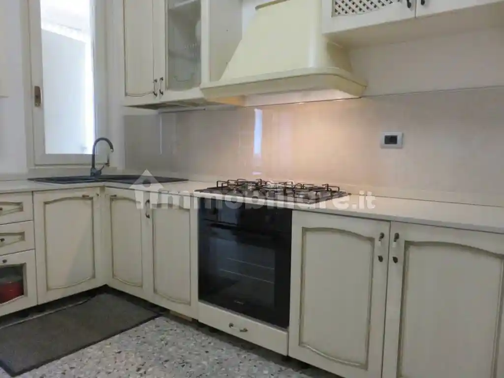 Appartamento via Silvestrini 7, Zona Fiera, Verona - foto 2