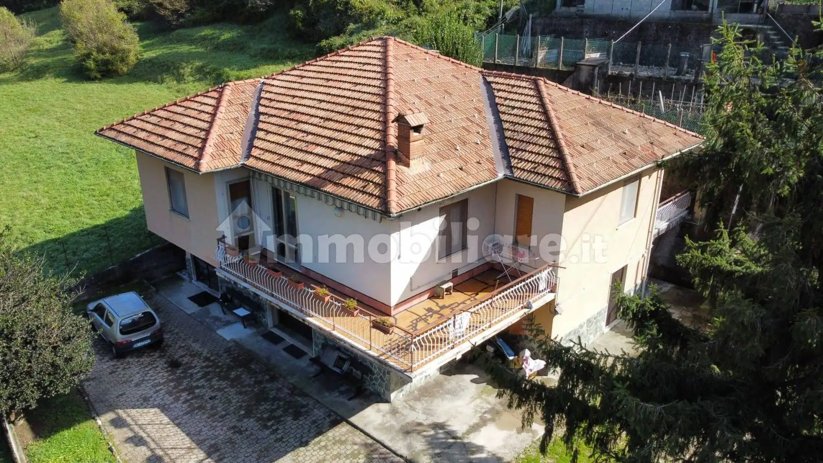 Casa indipendente in vendita a Isola del Cantone