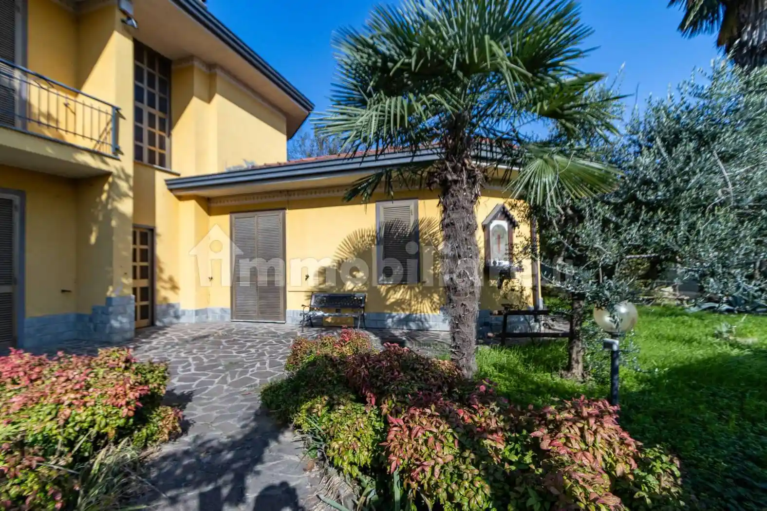 Villa in vendita a Triuggio