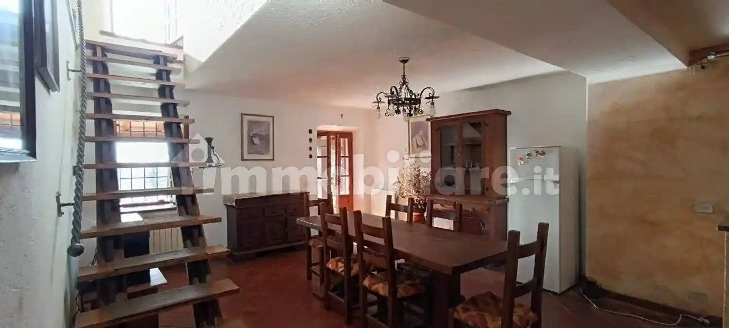 Rustico - Casale in vendita a Camaiore