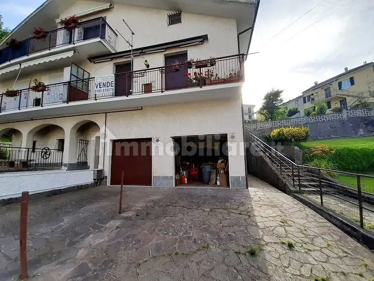 Appartamento in vendita a Lumarzo