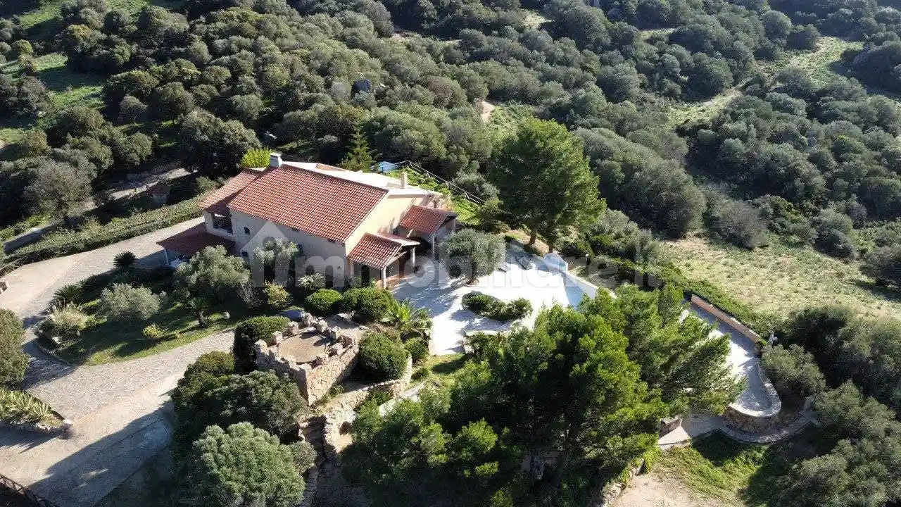 Villa unifamiliare via plebi 48, Santa Lucia, Olbia - foto 3