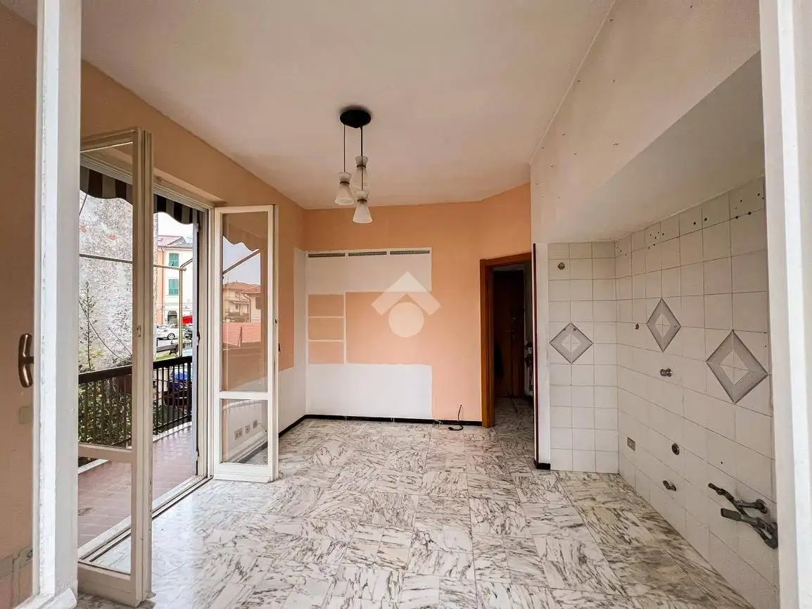 Trilocale piazza Umberto I 19, Centro, Carasco - foto 3