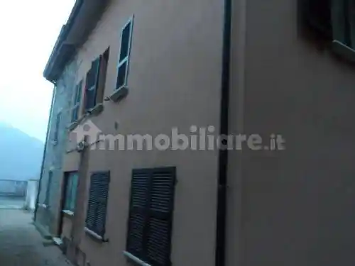 Villa in vendita a Bettola