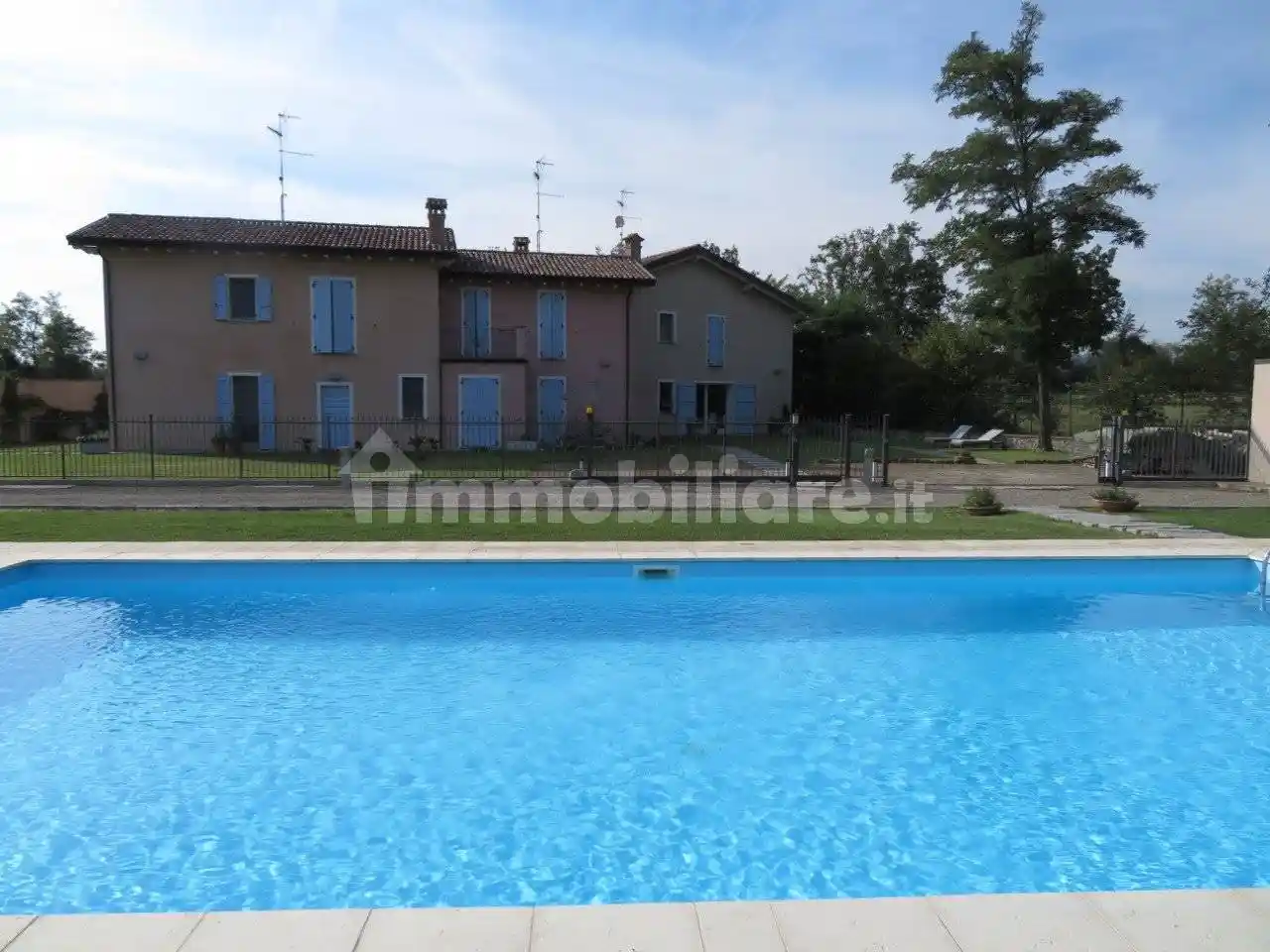 Rustico - Casale in vendita a Gragnano Trebbiense