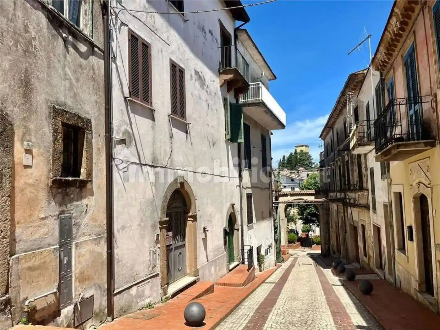 Palazzo - Edificio in vendita a Torrice