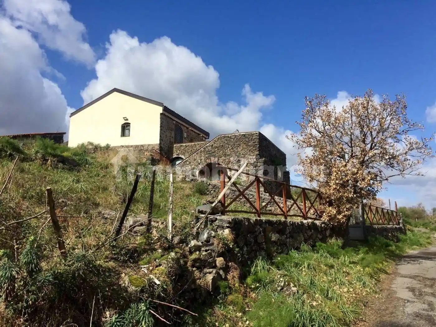 Rustico - Casale in vendita a Castiglione di Sicilia