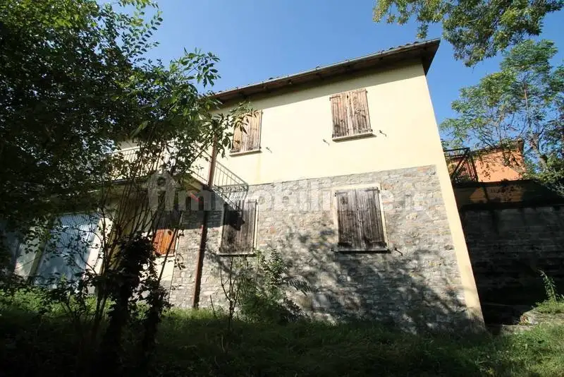 Villa in vendita a Valsamoggia