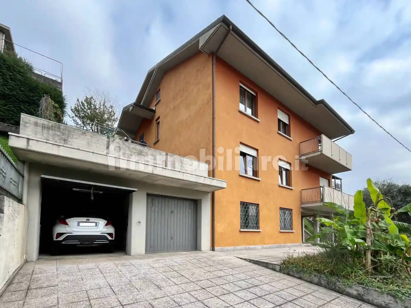 Villa in vendita a Alzano Lombardo