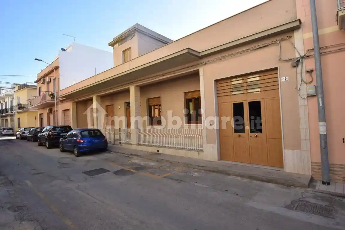 Casa indipendente in vendita a Avola