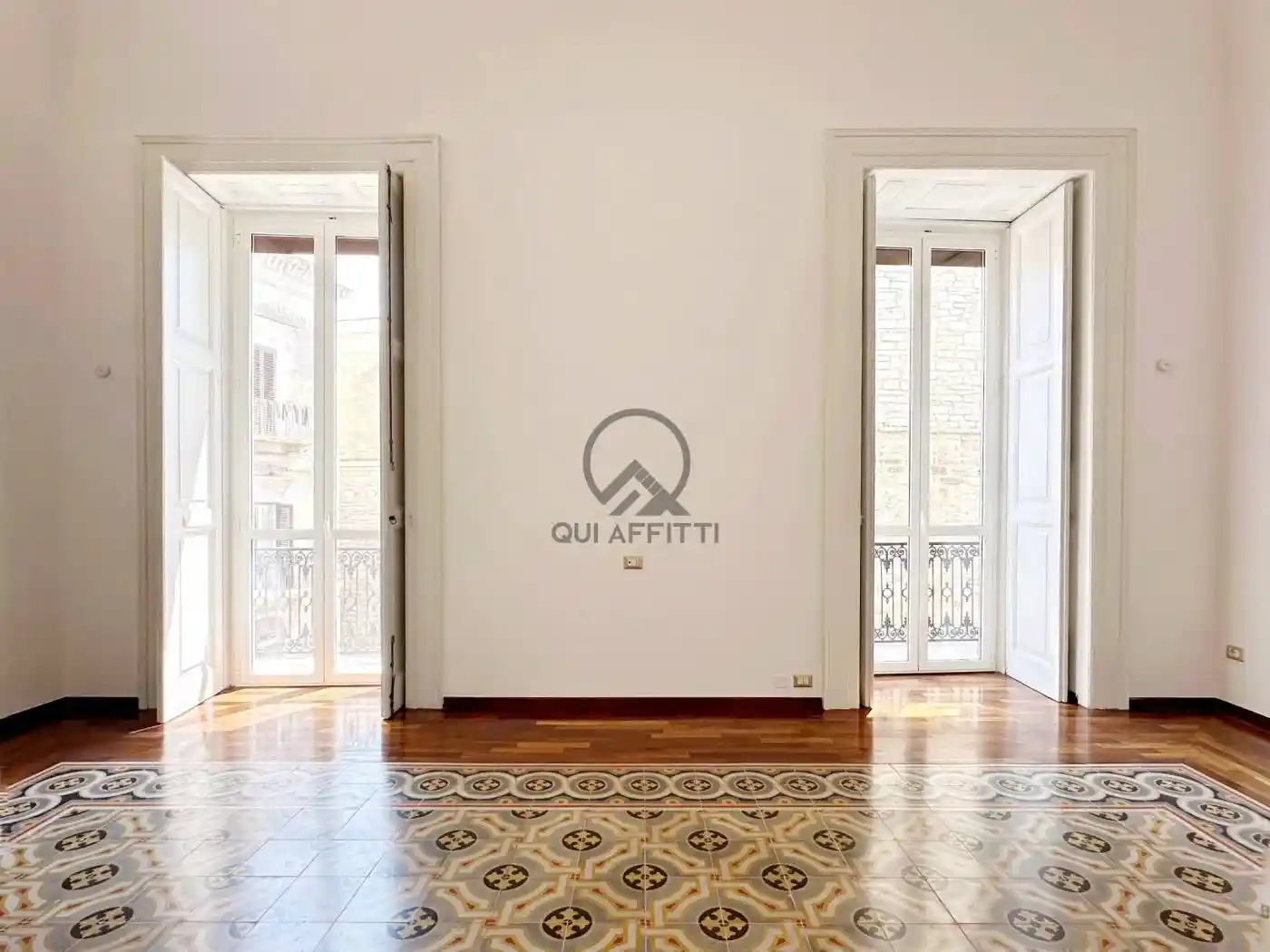 Palazzo - Edificio in Affitto - foto 2