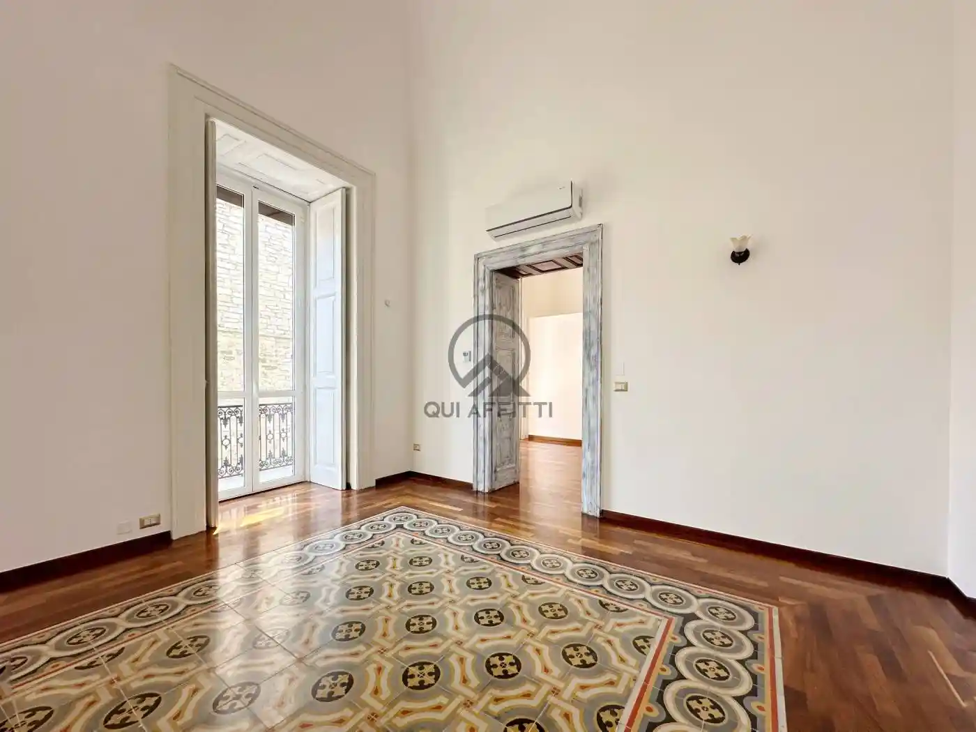 Palazzo - Edificio in Affitto - foto 3