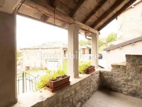 Casa indipendente in vendita a Frassinoro