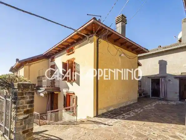 Casa indipendente in vendita a Montefiorino