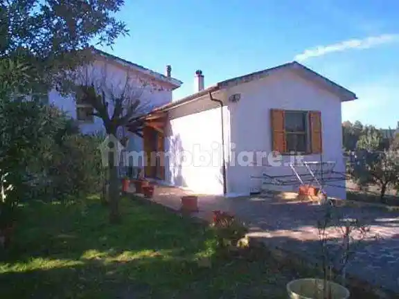 Appartamento in vendita a Castellina Marittima