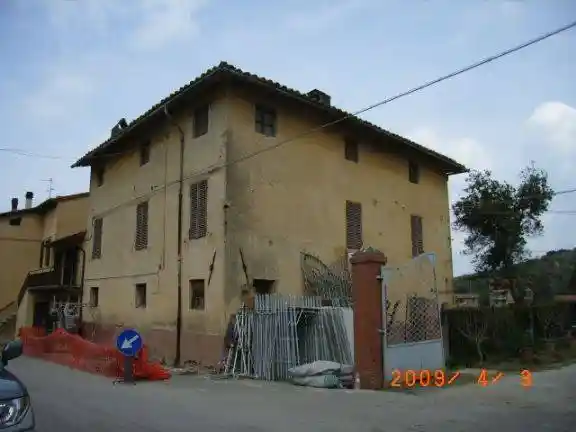 Palazzo - Edificio in vendita a Magione