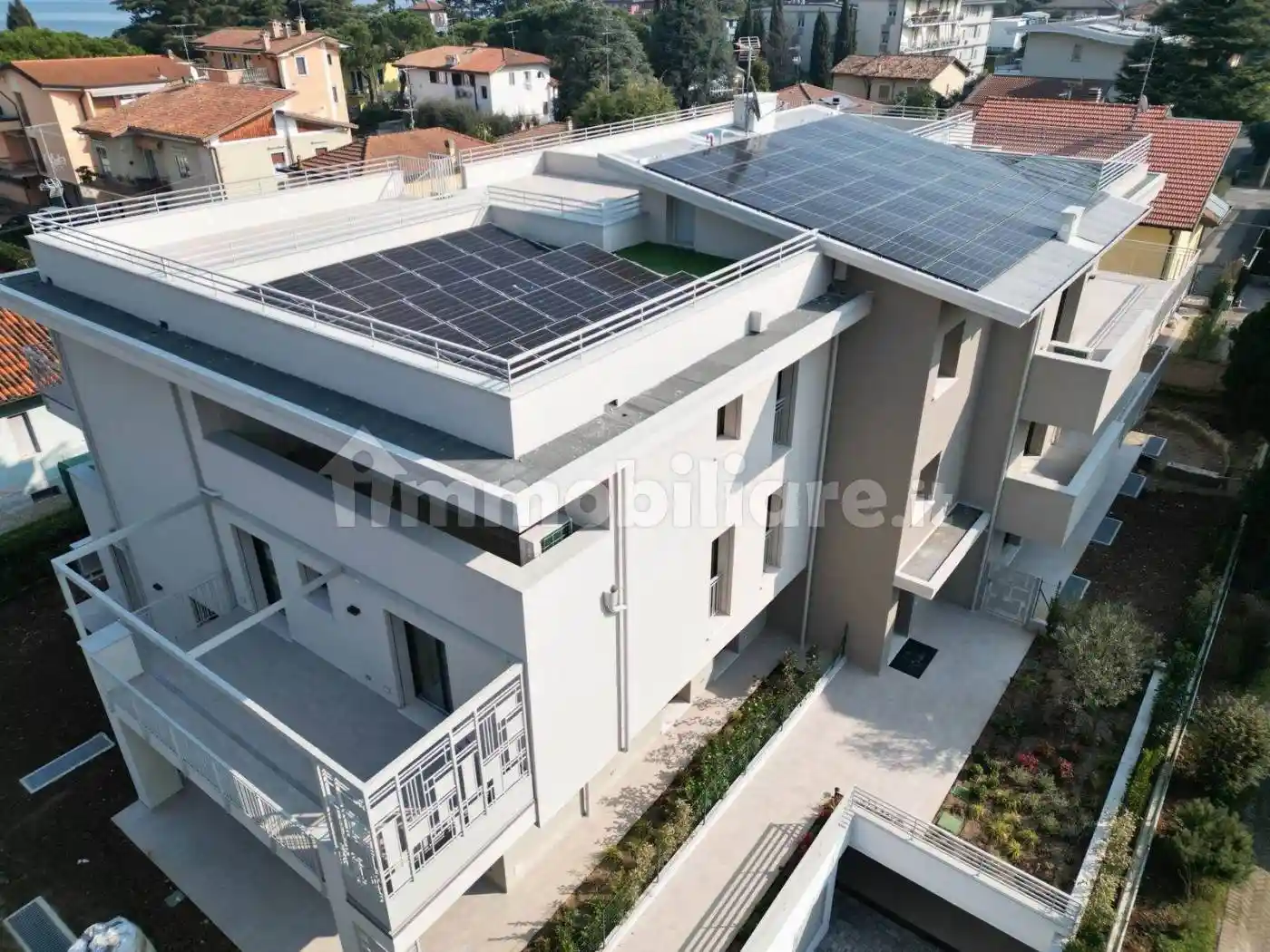 Appartamento in vendita a Desenzano del Garda