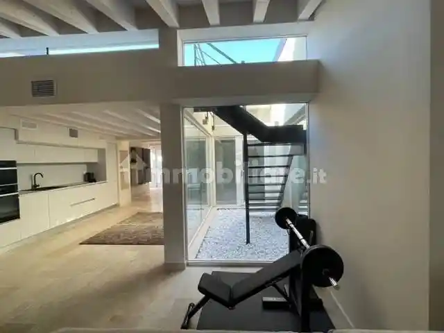 Appartamento in vendita a Desenzano del Garda